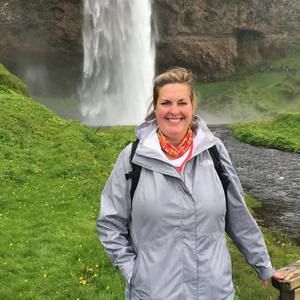 Meet your Posher, Sharon